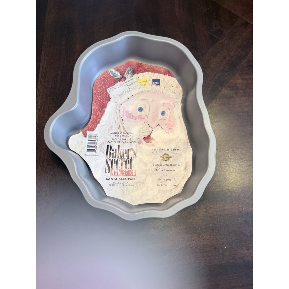 EKCO Bakers Secret Santa Face Cake Pan Non-Stick, Christmas